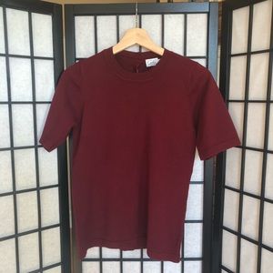 Short-sleeve maroon sweater. NWOT. Vintage look!